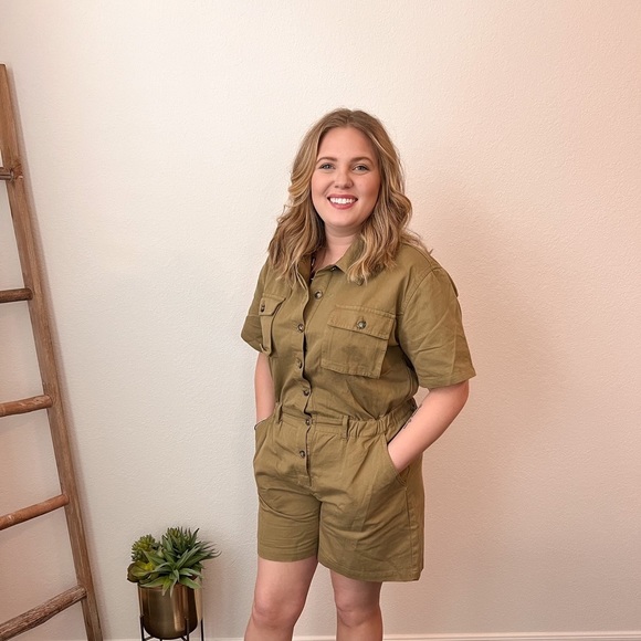Adventure Seeker Romper - Picture 2 of 3